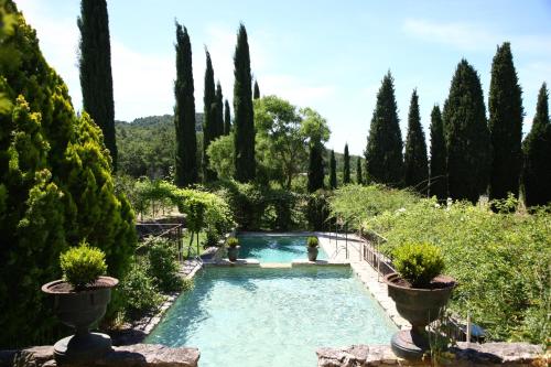 luxury hotels in Vaucluse