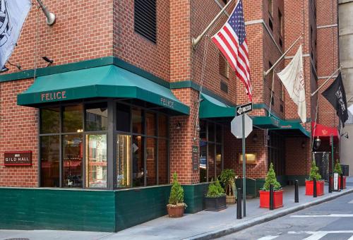 luxury hotels in Wall Street - Financial District