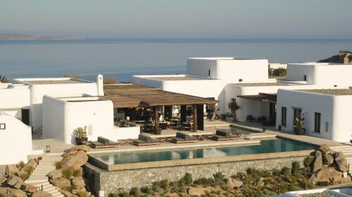 luxury hotels in Cyclades