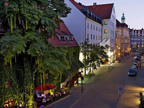 luxury hotels in Isarvorstadt