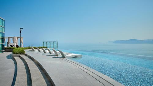 luxury hotels in Busan