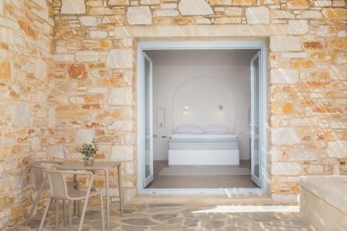 luxury hotels in Paros