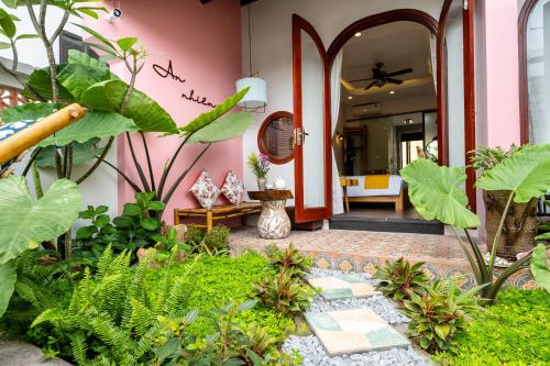 luxury hotels in Hoi An