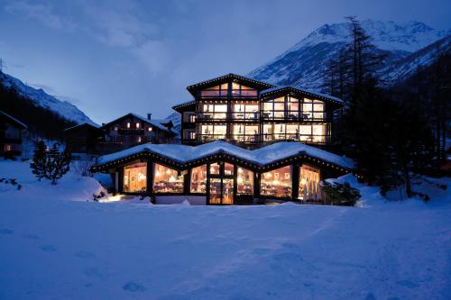 luxury hotels in Saas-Fee