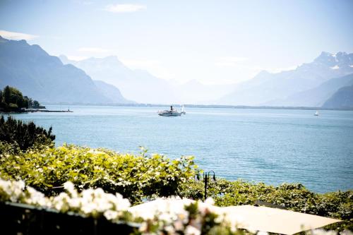 luxury hotels in Lake Geneva