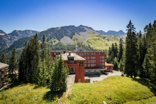 luxury hotels in Arosa