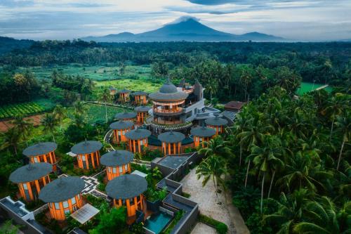 luxury hotels in Yogyakarta Province