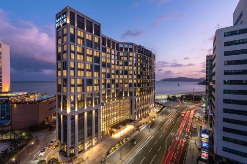 luxury hotels in Busan