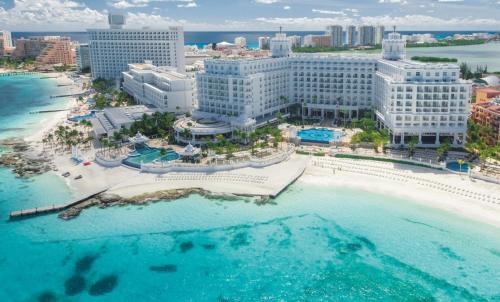 luxury hotels in Cancún