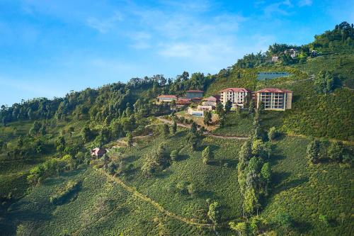Taj Chia Kutir Resort & Spa Darjeeling