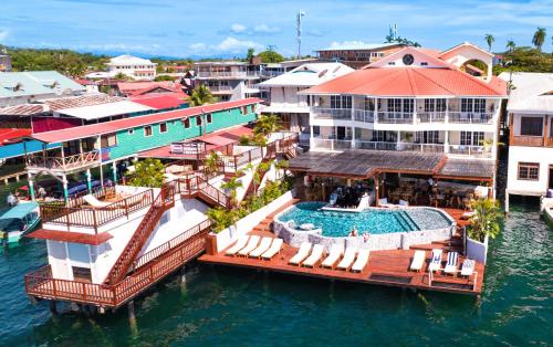 luxury hotels in Bocas Town