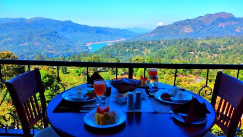 luxury hotels in Nuwara Eliya