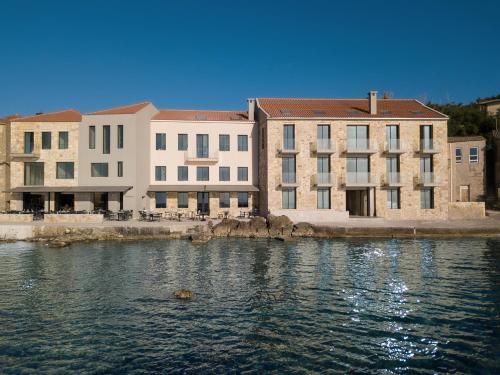 luxury hotels in Apokoronas