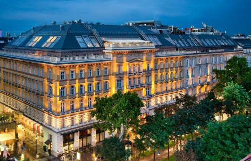 luxury hotels in Vienna (State)