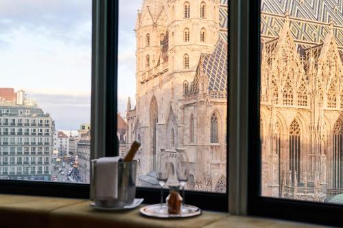 luxury hotels in Vienna (State)