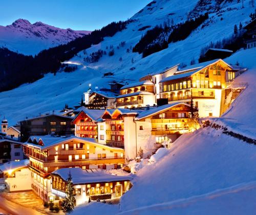 luxury hotels in Hintertux Glacier