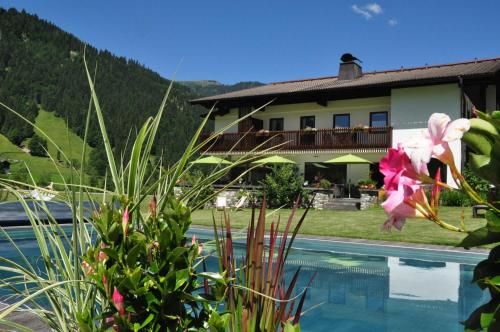 luxury hotels in Wagrain