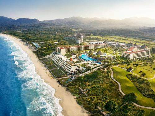 luxury hotels in Punta Mita Beaches