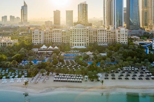 luxury hotels in Dubai