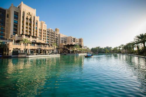 luxury hotels in Dubai