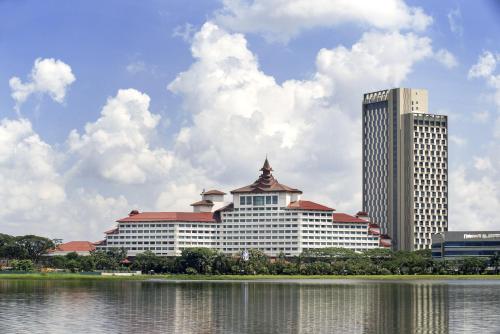 luxury hotels in Yangon Region