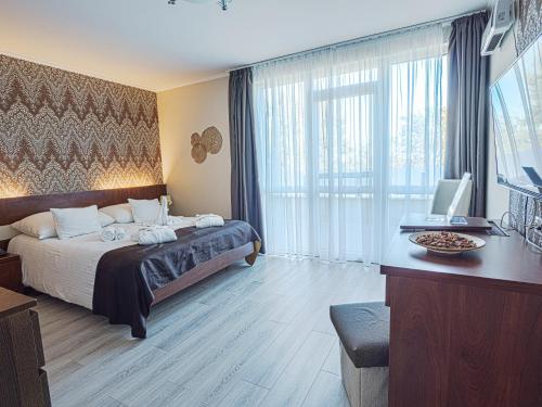Holiday Beach Budapest Hotel