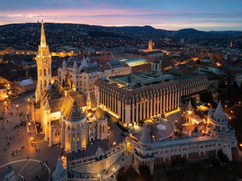 luxury hotels in Budapest