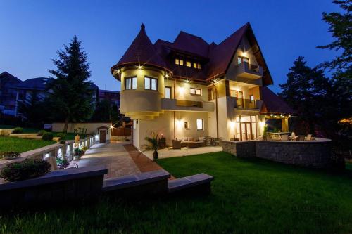 luxury hotels in Sinaia-Azuga-Busteni