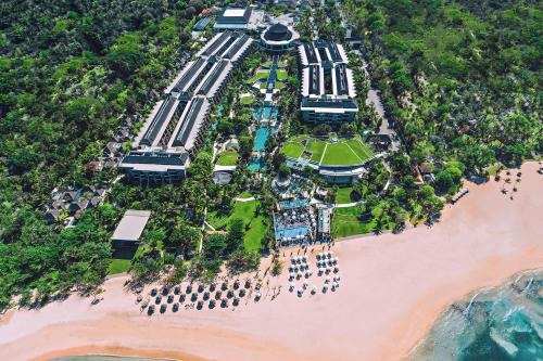 luxury hotels in Nusa Dua