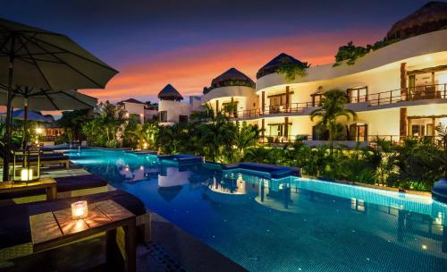 Porto Playa Condo Hotel and Beach Club