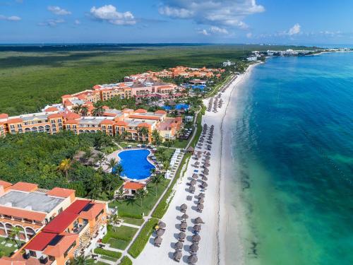 luxury hotels in Puerto Morelos