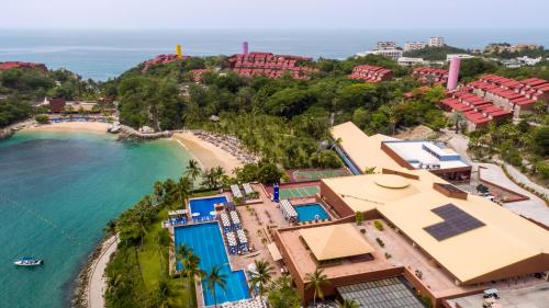 luxury hotels in Huatulco