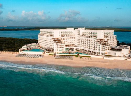 luxury hotels in Cancún