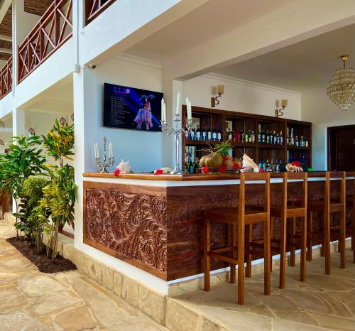 luxury hotels in Kusini