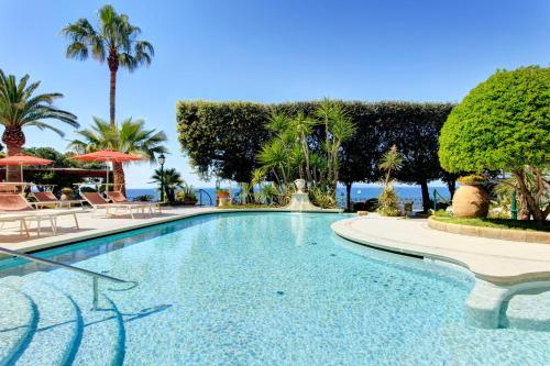 luxury hotels in Sorrento