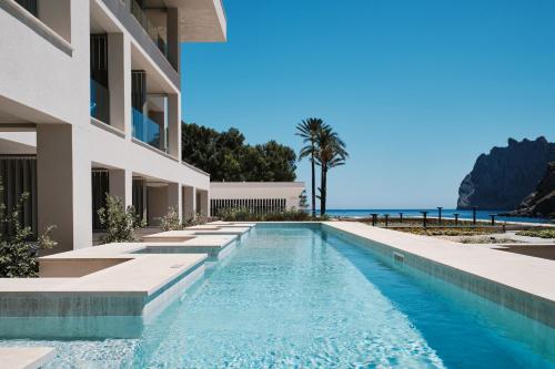 luxury hotels in Cala De Sant Vicent