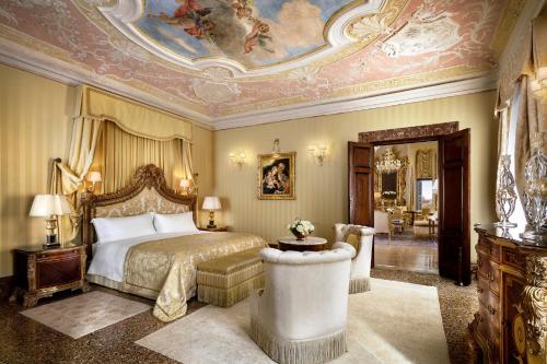 luxury hotels in Venice