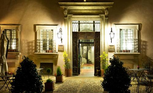 luxury hotels in Italy Center