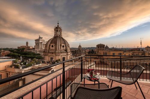 luxury hotels in Colosseum