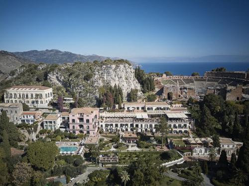 luxury hotels in Taormina