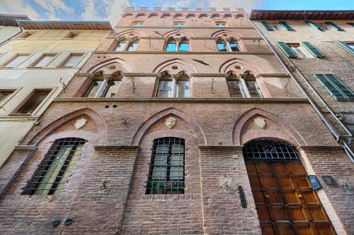 luxury hotels in Siena Area