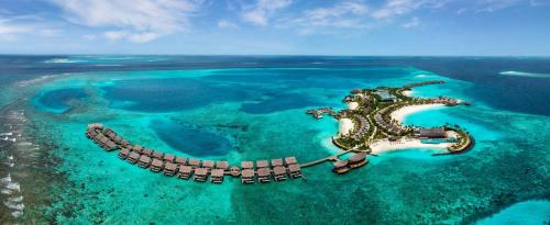 luxury hotels in Ari Atoll