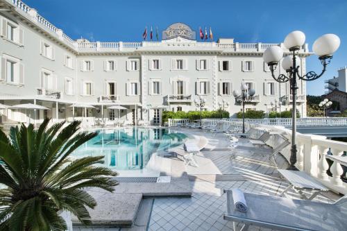 luxury hotels in Cattolica