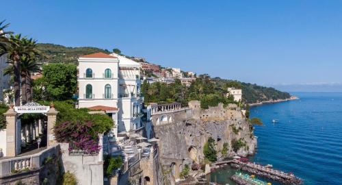 luxury hotels in Sorrento Coast