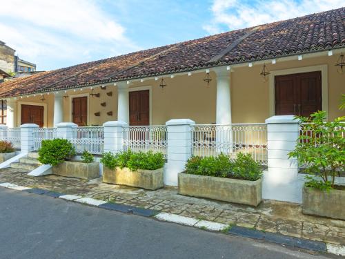 luxury hotels in Kandy District