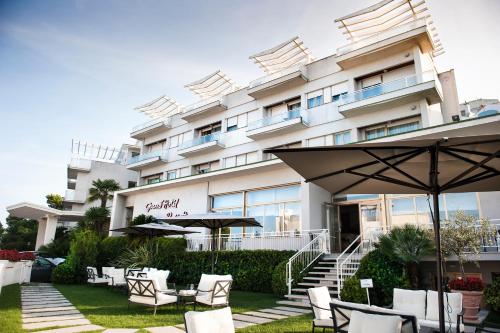 luxury hotels in Ancona