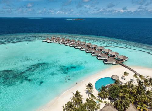 luxury hotels in Ari Atoll