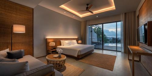 luxury hotels in Phuket Town