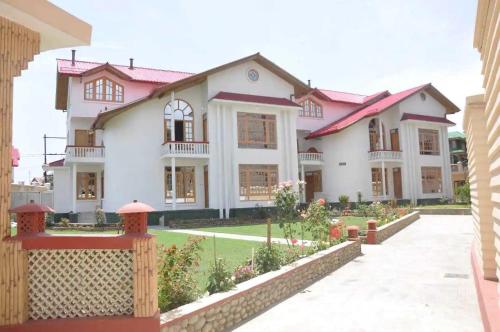 luxury hotels in Srinagar