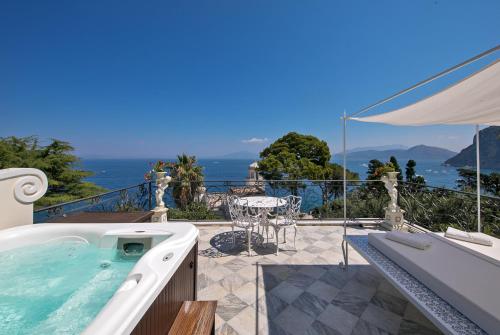 luxury hotels in Capri Island